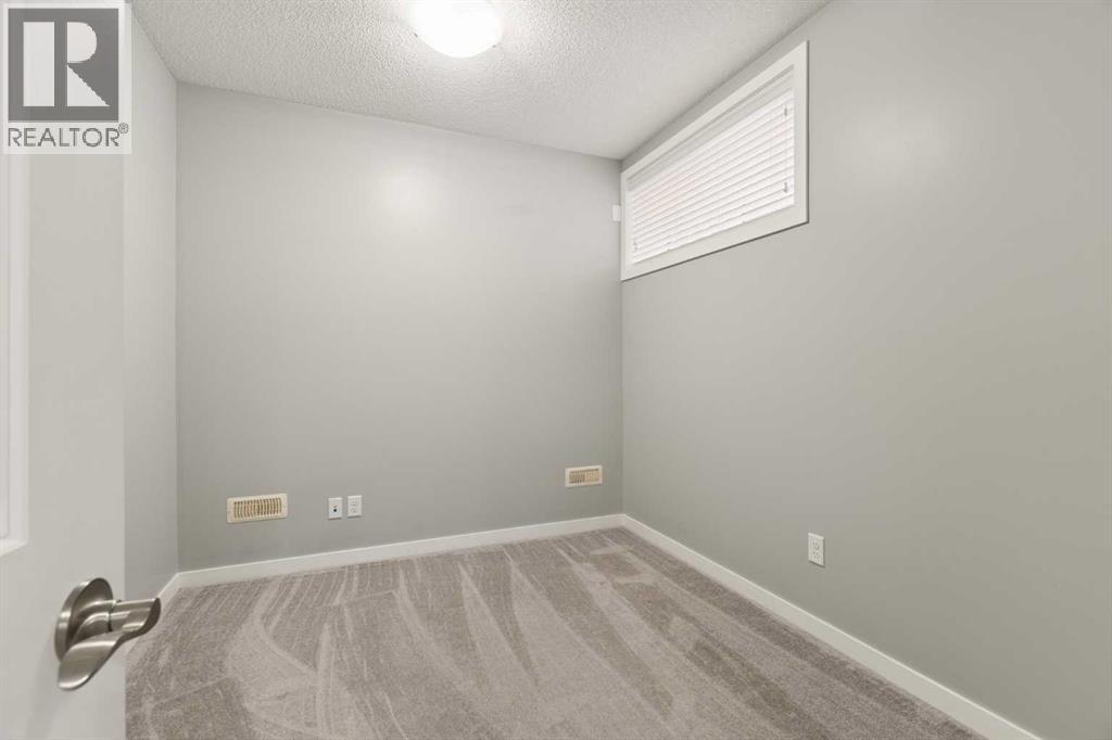 Thumbnail 30