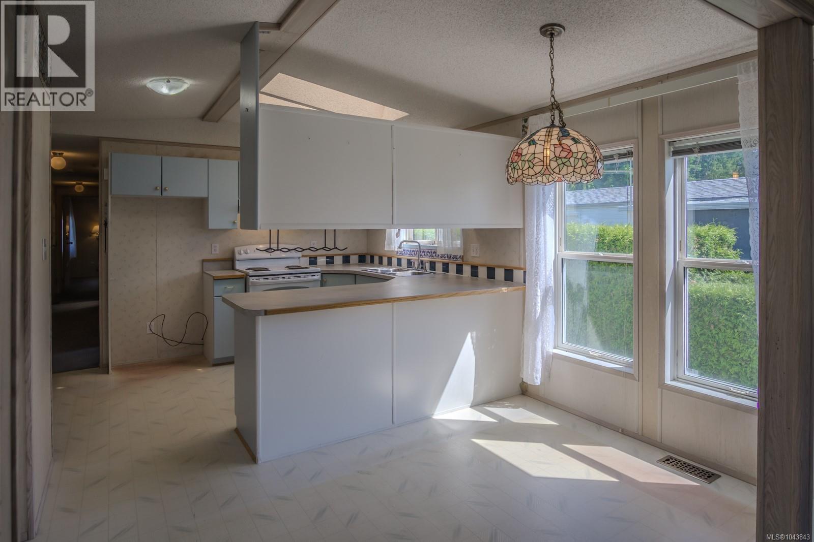 #30 4714 Muir Rd - Image 11