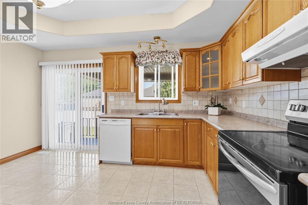 1695 MERIDIAN STREET - 12