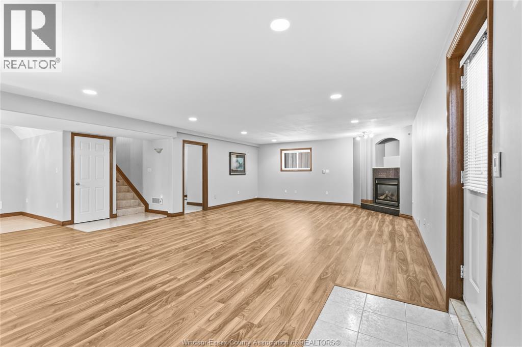1695 MERIDIAN STREET - 18