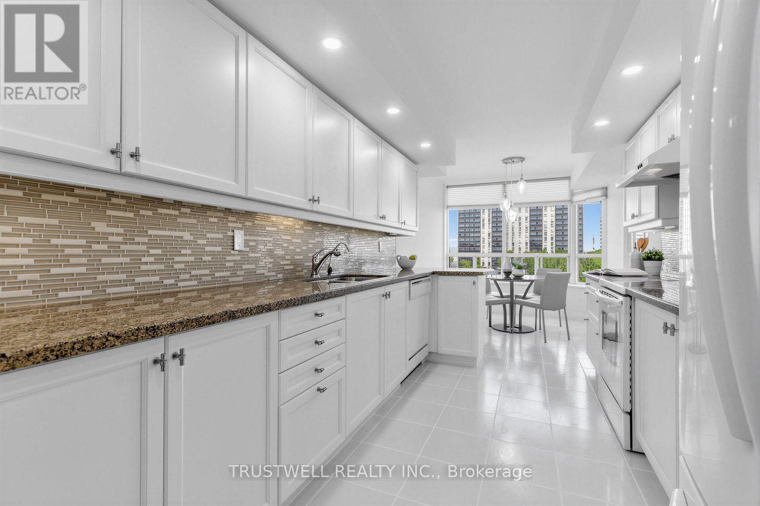 #703 3181 BAYVIEW AVENUE - 7