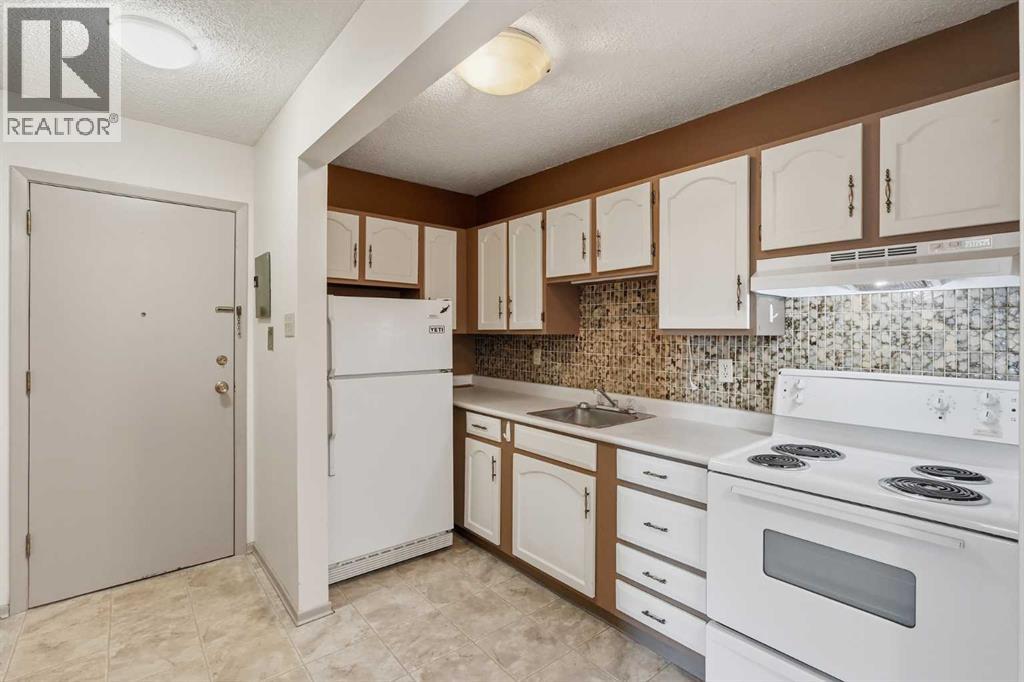 655 4 Avenue NE - 11