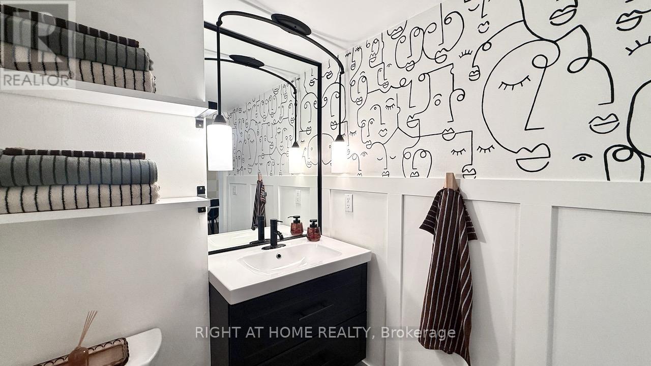 #656 209 FORT YORK BOULEVARD S - 19