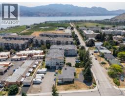 Kitchen - 3815 Brown Road Unit# 107, West Kelowna, BC V4T1R8 Photo 8