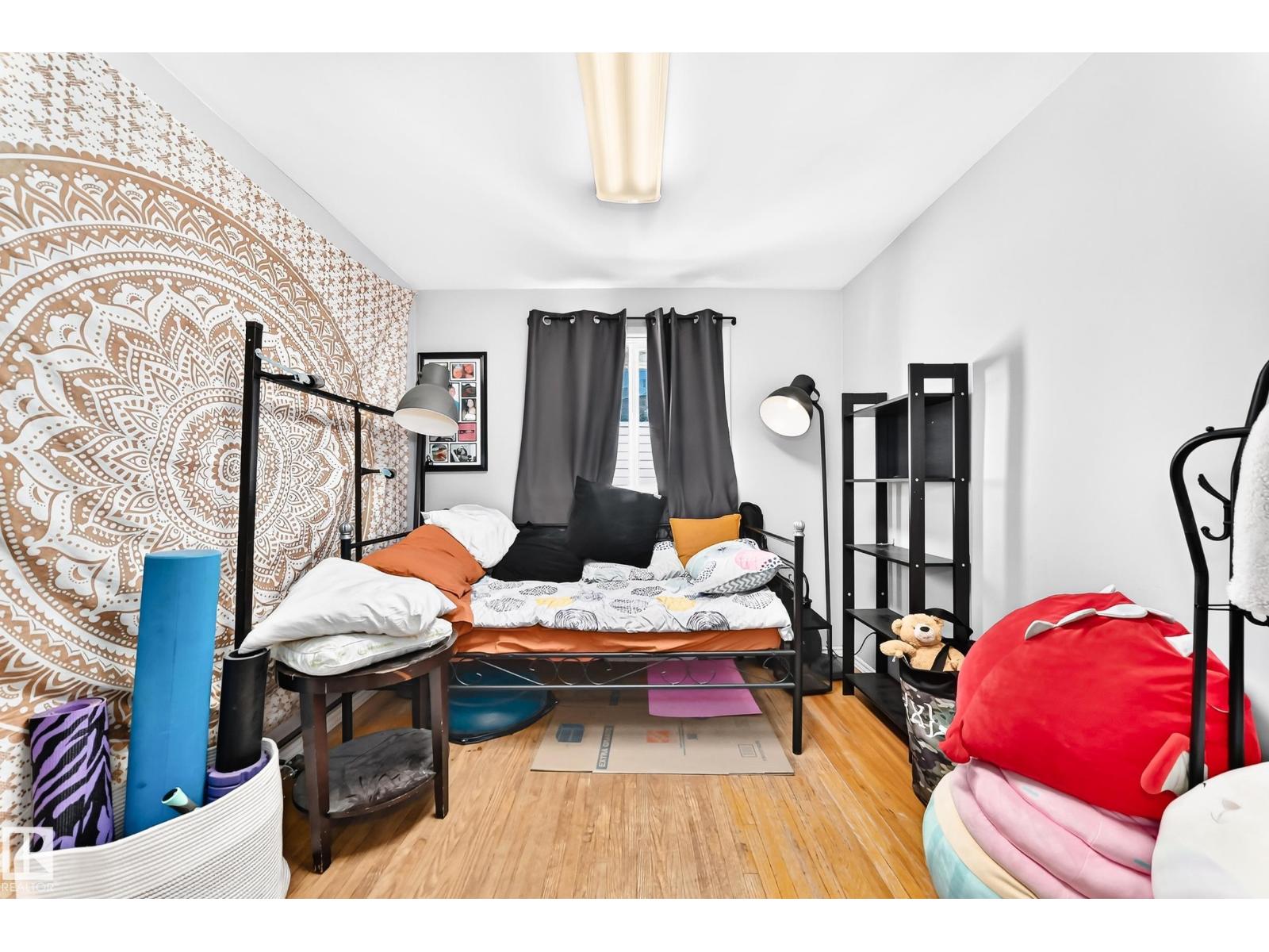 12718 126 ST NW - 24