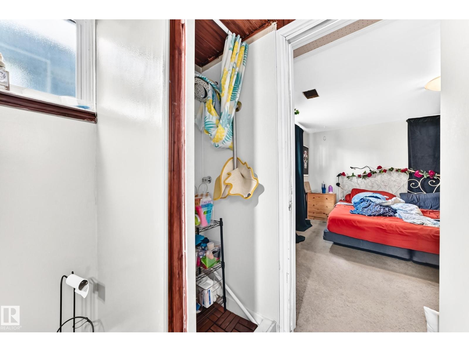 12718 126 ST NW - 40