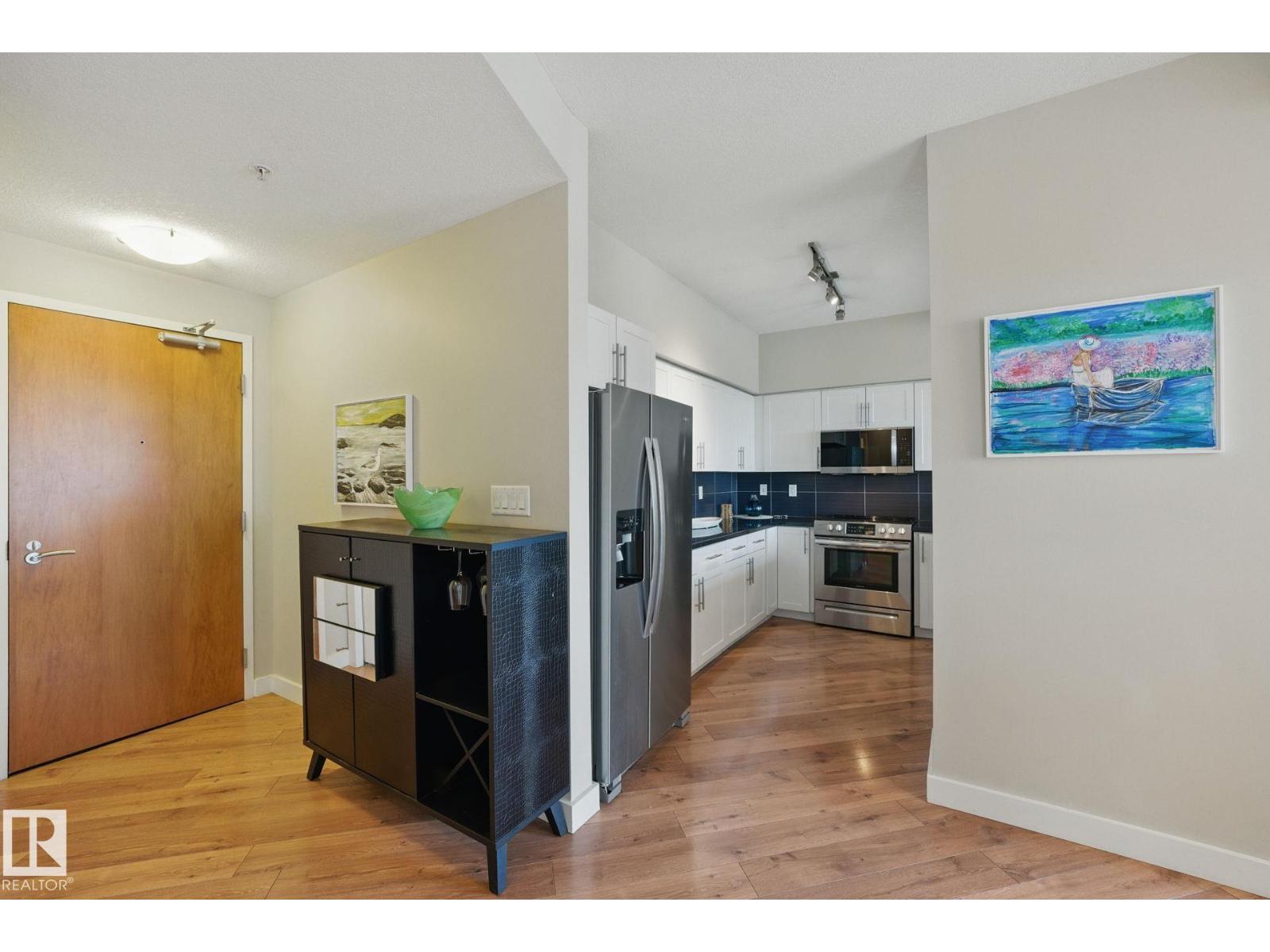 #2701 10136 104 ST NW - 7