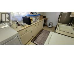 4pc Bathroom - 318 8th Avenue, New Denver, BC V0G1S1 Photo 8