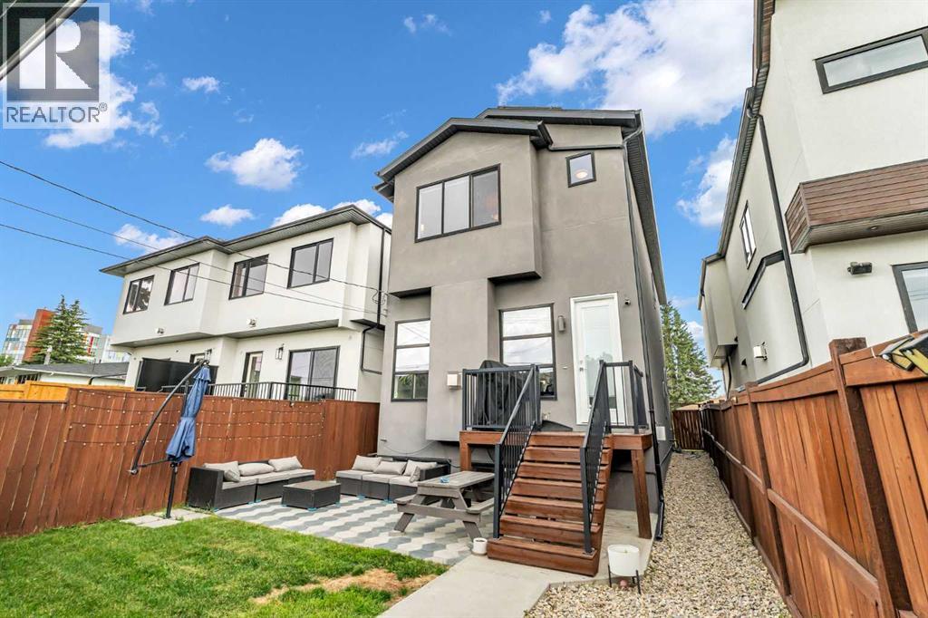 2417 25 Avenue NW - Image 43