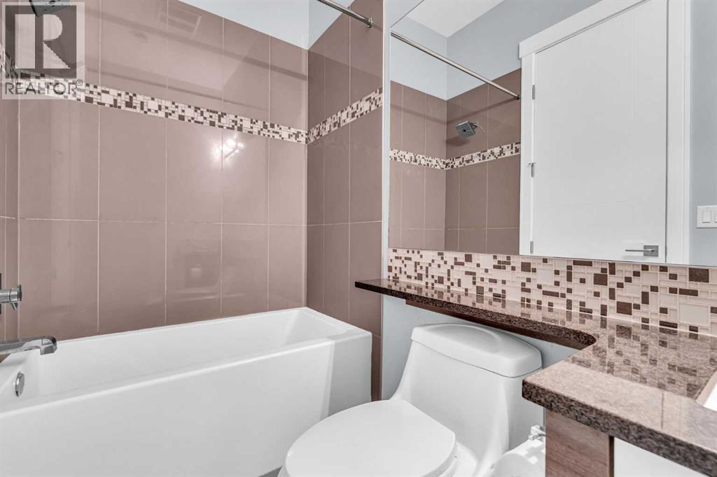 2417 25 Avenue NW - Image 40