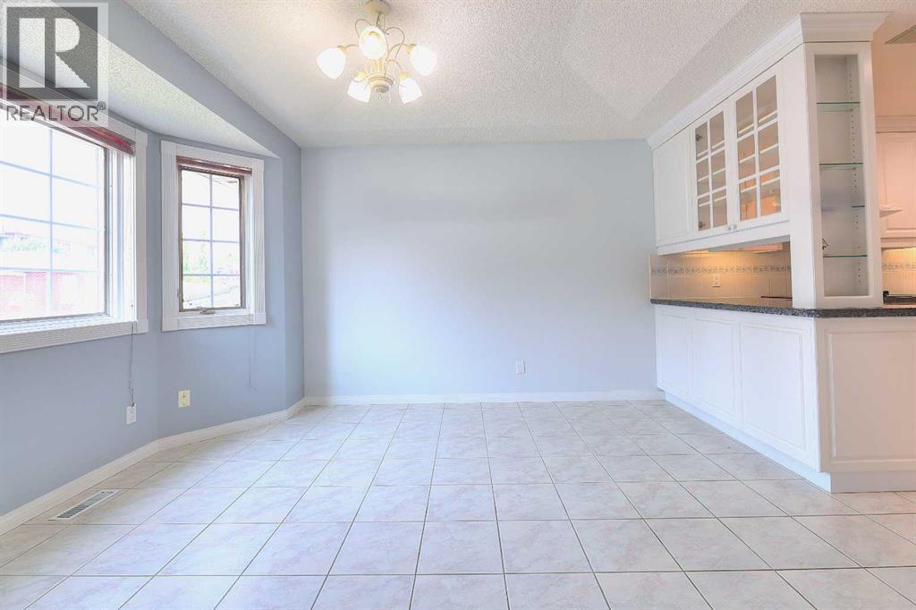 8 Prominence Path SW - Image 22