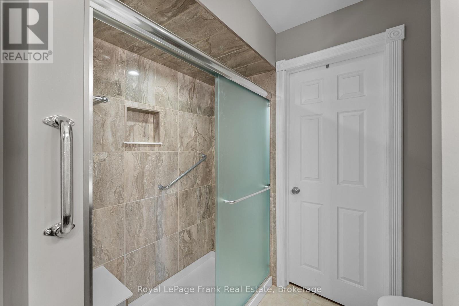 #403 1 SHERWOOD STREET - Image 21