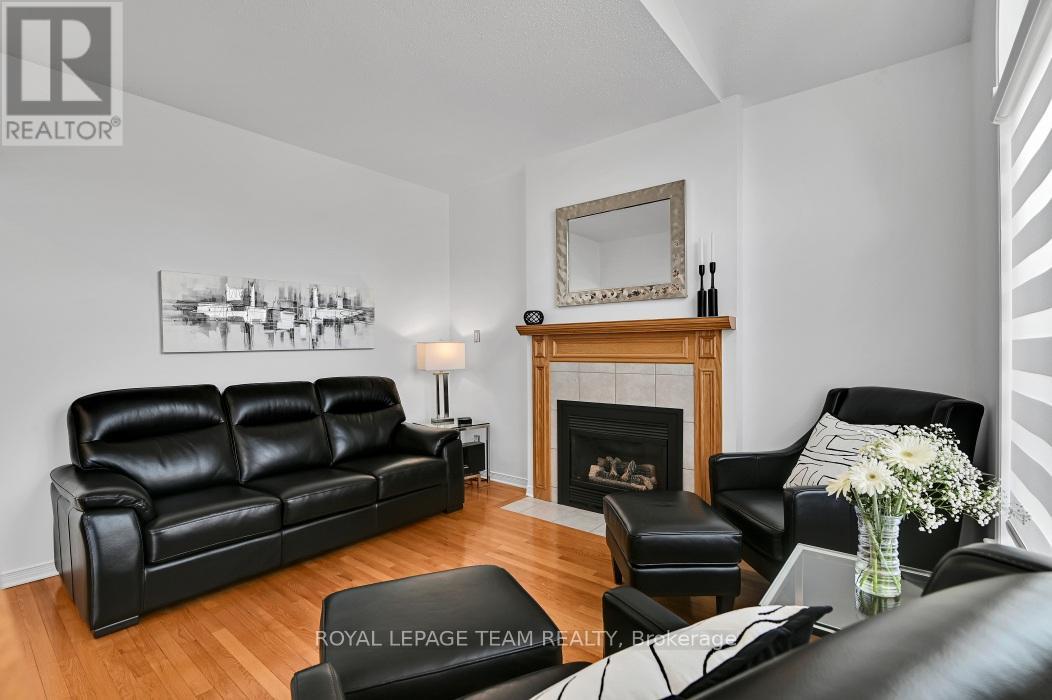 3 Bed, 3 Bath House for Sale in Ottawa – 4121 WOLFE POINT WAY, Ottawa – MLS# X13637606 - Image 15