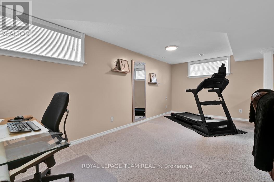 3 Bed, 3 Bath House for Sale in Ottawa – 4121 WOLFE POINT WAY, Ottawa – MLS# X13637606 - Image 29
