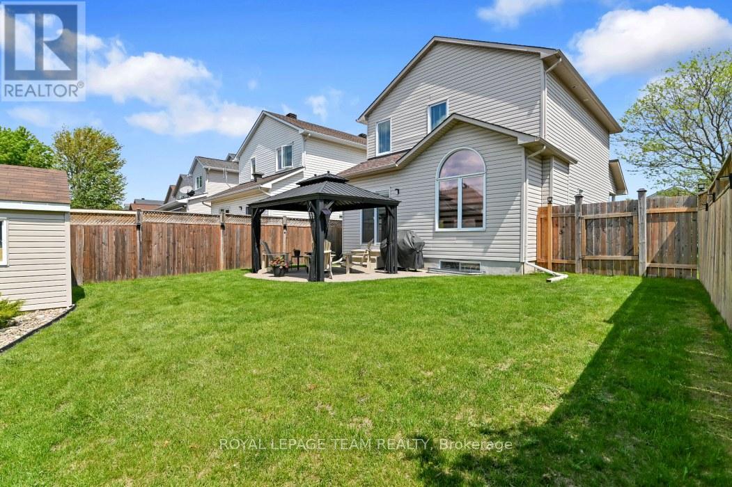 3 Bed, 3 Bath House for Sale in Ottawa – 4121 WOLFE POINT WAY, Ottawa – MLS# X13637606 - Image 32