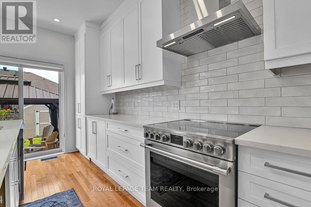 3 Bed, 3 Bath House for Sale in Ottawa – 4121 WOLFE POINT WAY, Ottawa – MLS# X13637606 - Image 9