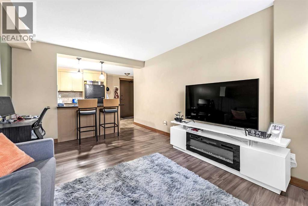 #108 315 50 Avenue SW - 9