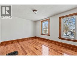 33 Rich Avenue Unit# Upper, Cambridge, ON N1R2A4 Photo 12