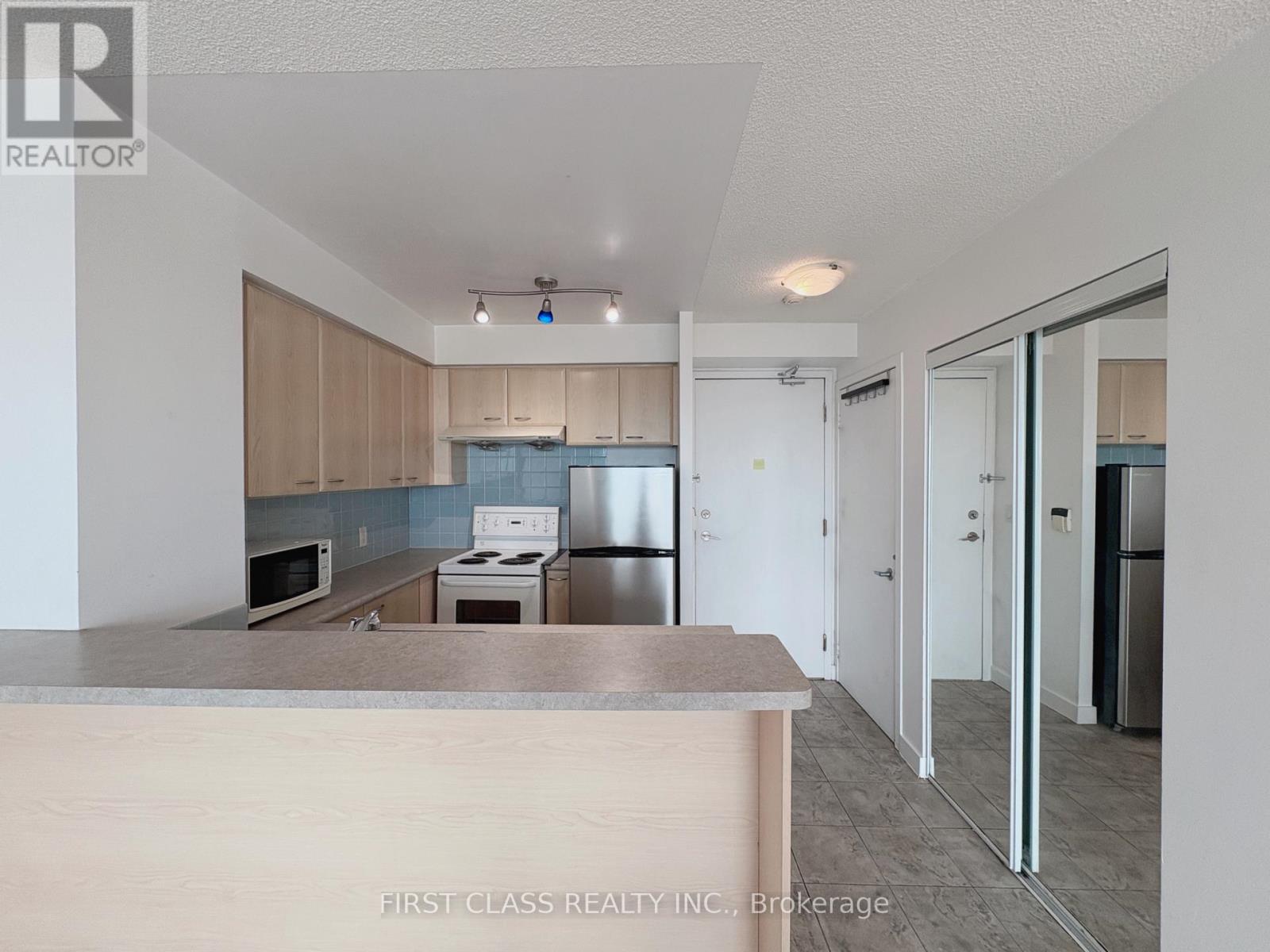 3006 - 36 LEE CENTRE DRIVE, Toronto (Woburn) — photo 3