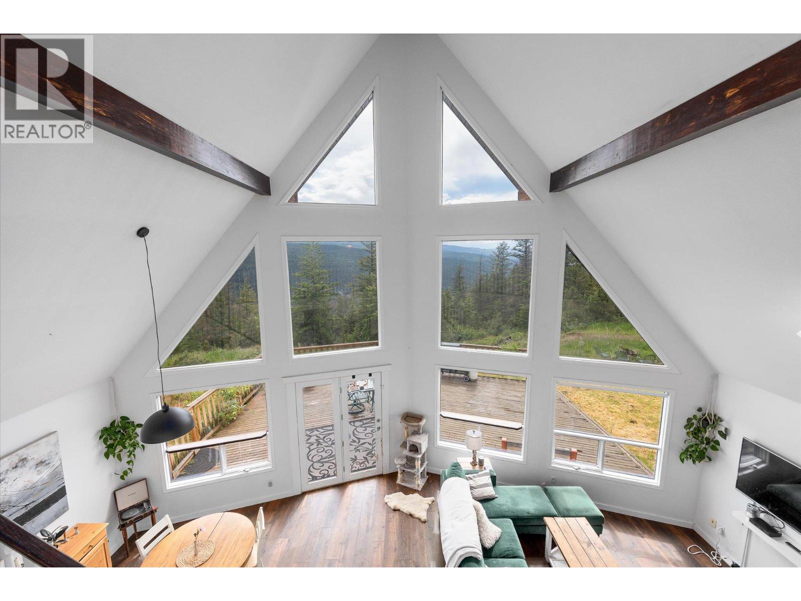 1957 Huckleberry Road - 27