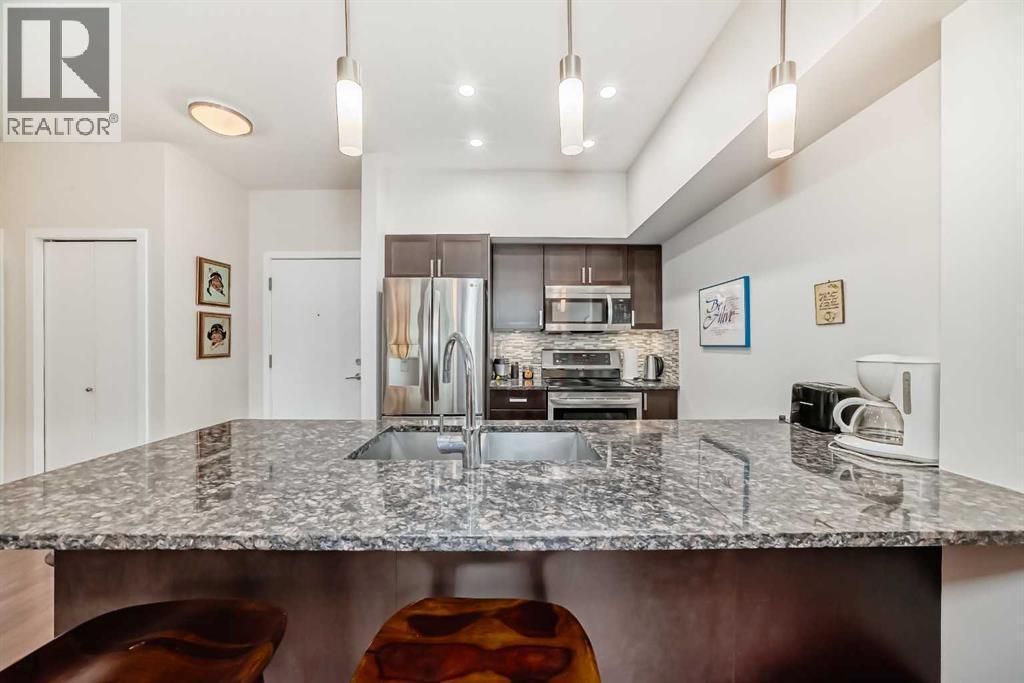 #427 4303 1 Street NE - 5