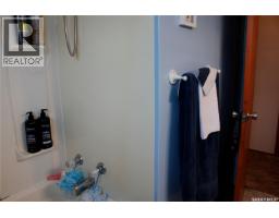307 Centennial Avenue, Kipling, SK S0G2S0 Photo 14