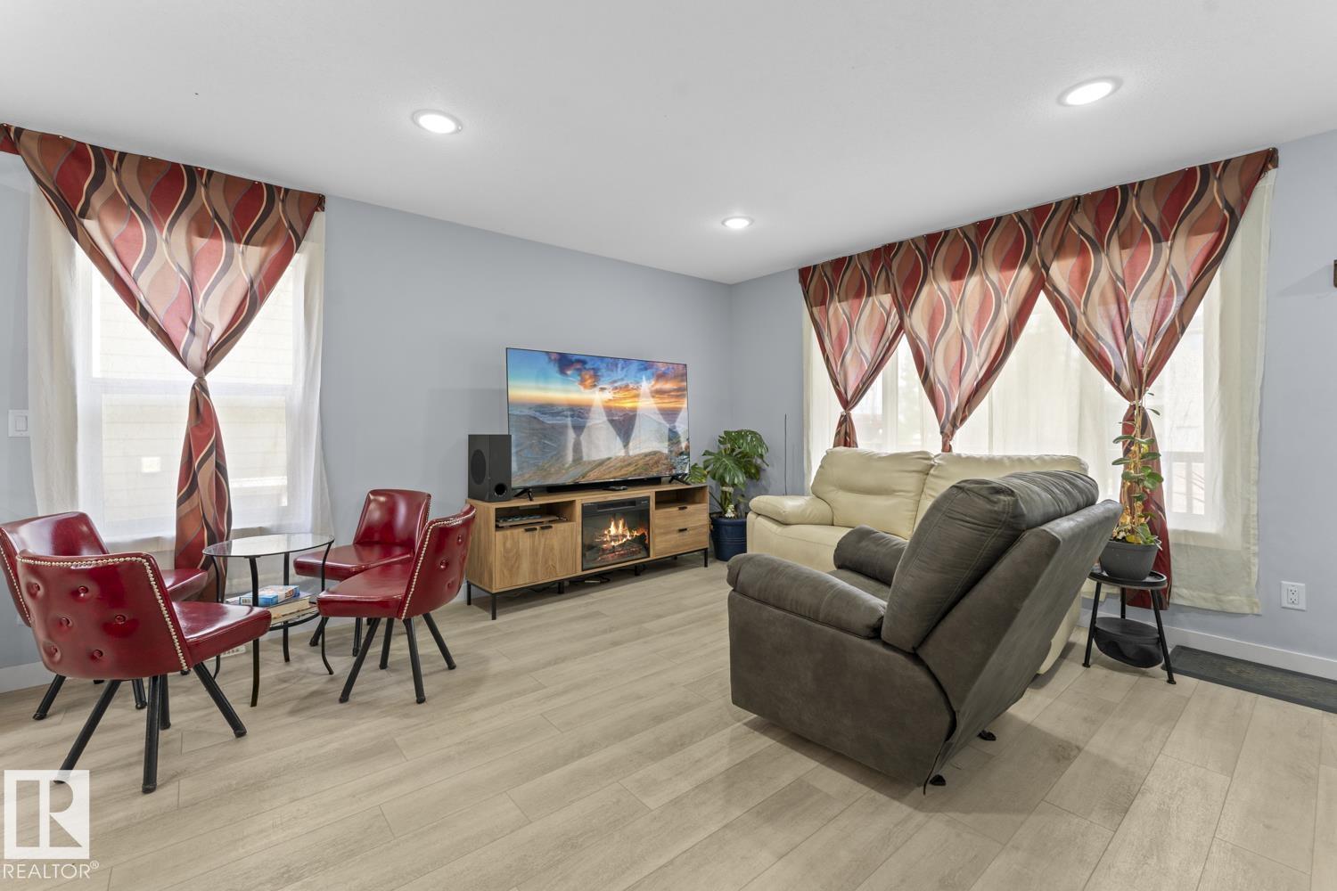615 10 ST - Image 13