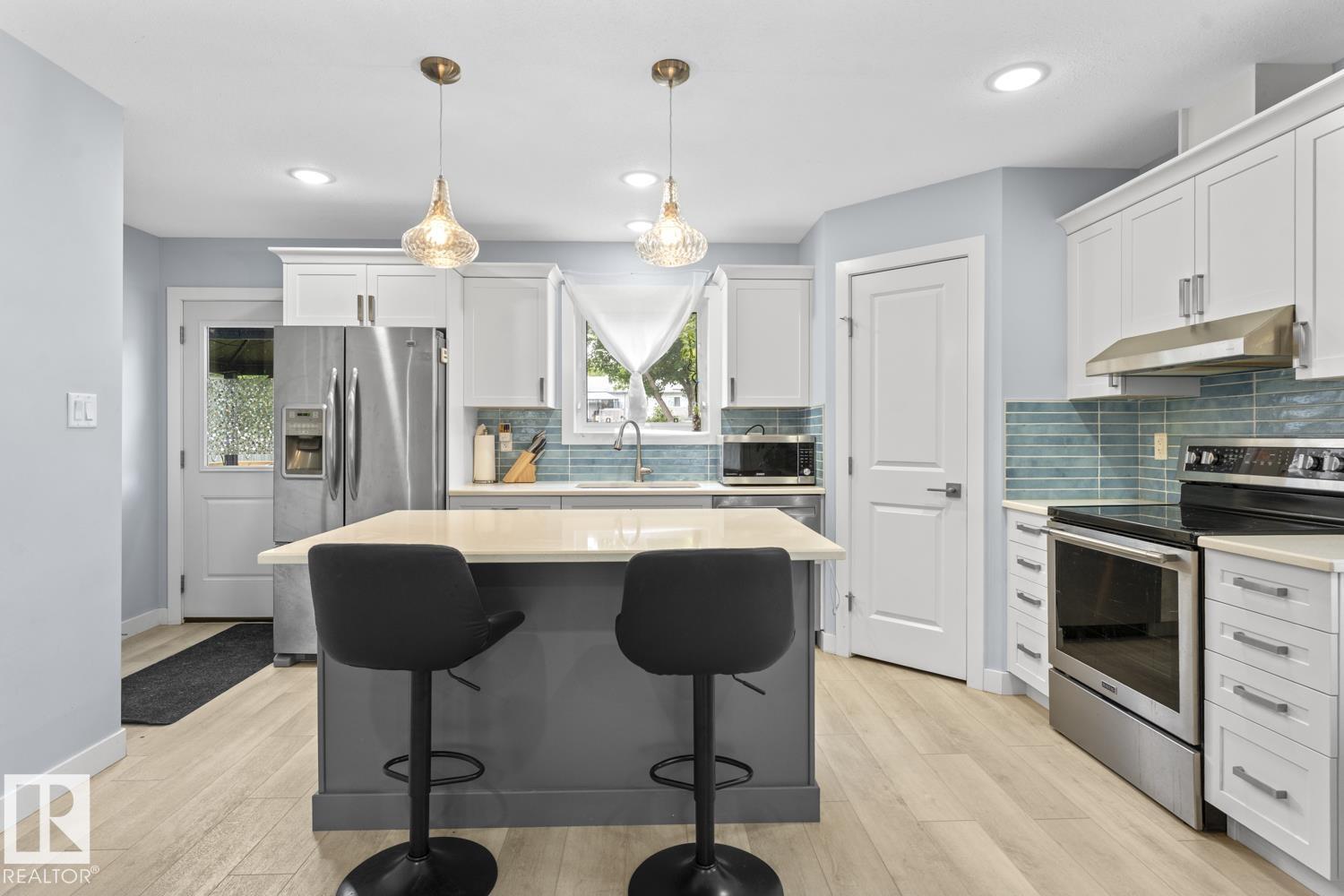 615 10 ST - 7