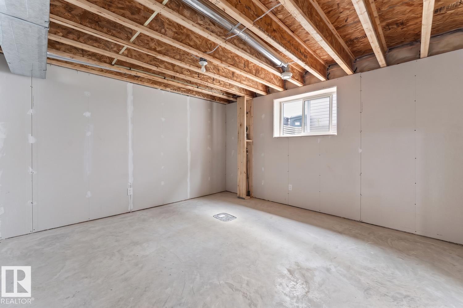 615 10 ST - 23