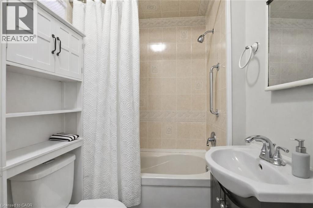 260 PROSPECT Street S - 13