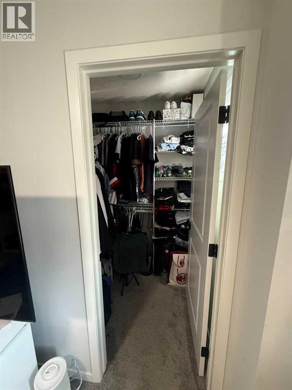 41 EDITH Gate NW - 25