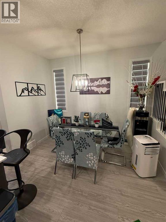 41 EDITH Gate NW - 38