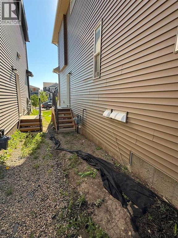 41 EDITH Gate NW - 46