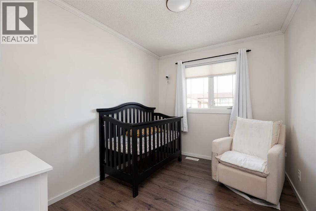105 Oaks Crescent, Fort McMurray