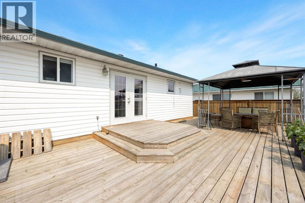 105 Oaks Crescent, Fort McMurray