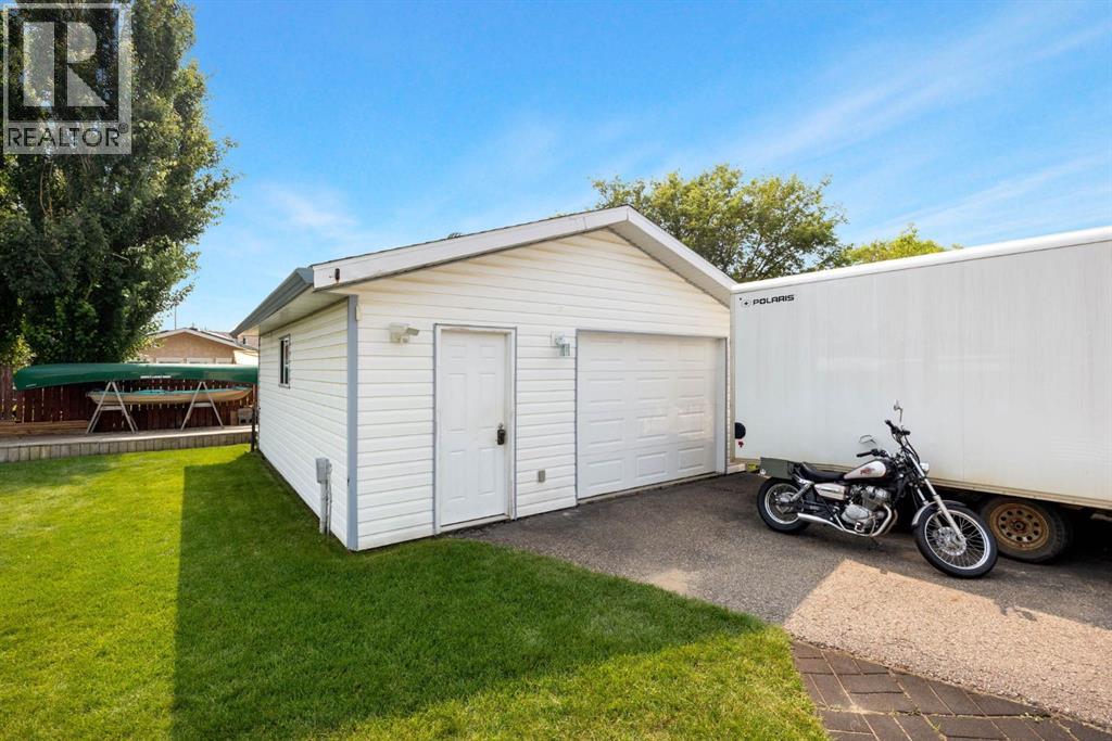 105 Oaks Crescent, Fort McMurray