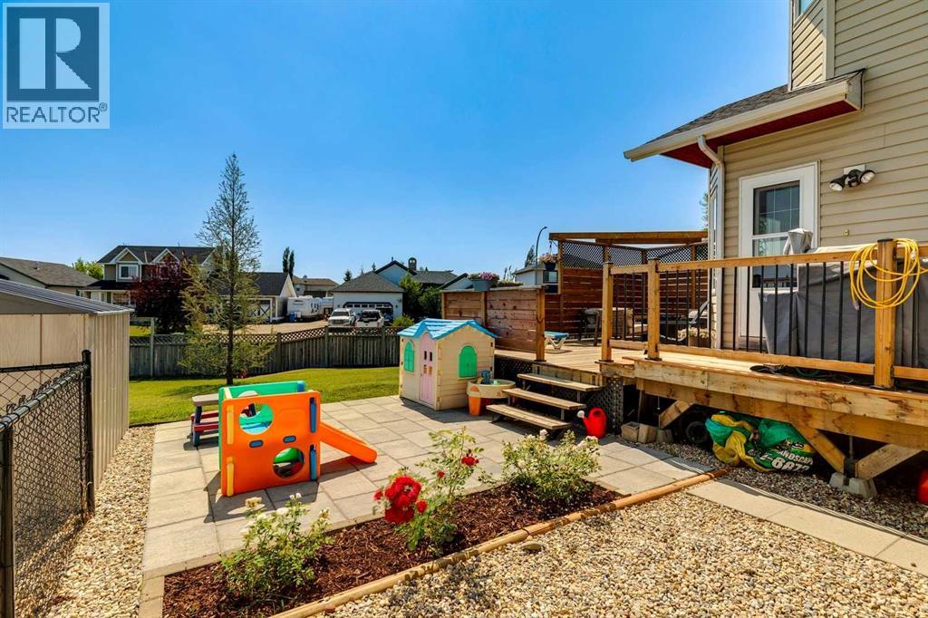 16 Henderson Bay NE - Image 32
