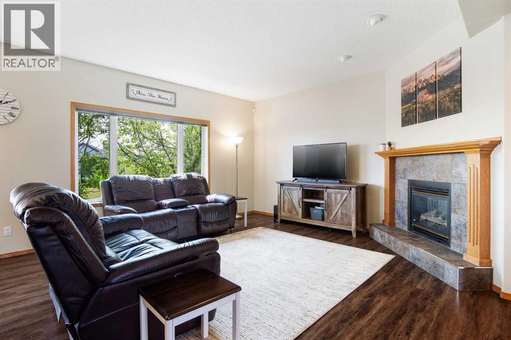 16 Henderson Bay NE - Image 6