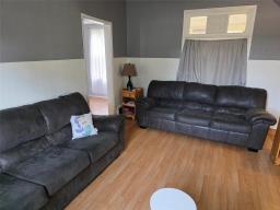 552 1st Street Nw, Portage La Prairie, MB R1N1Z4 Photo 7
