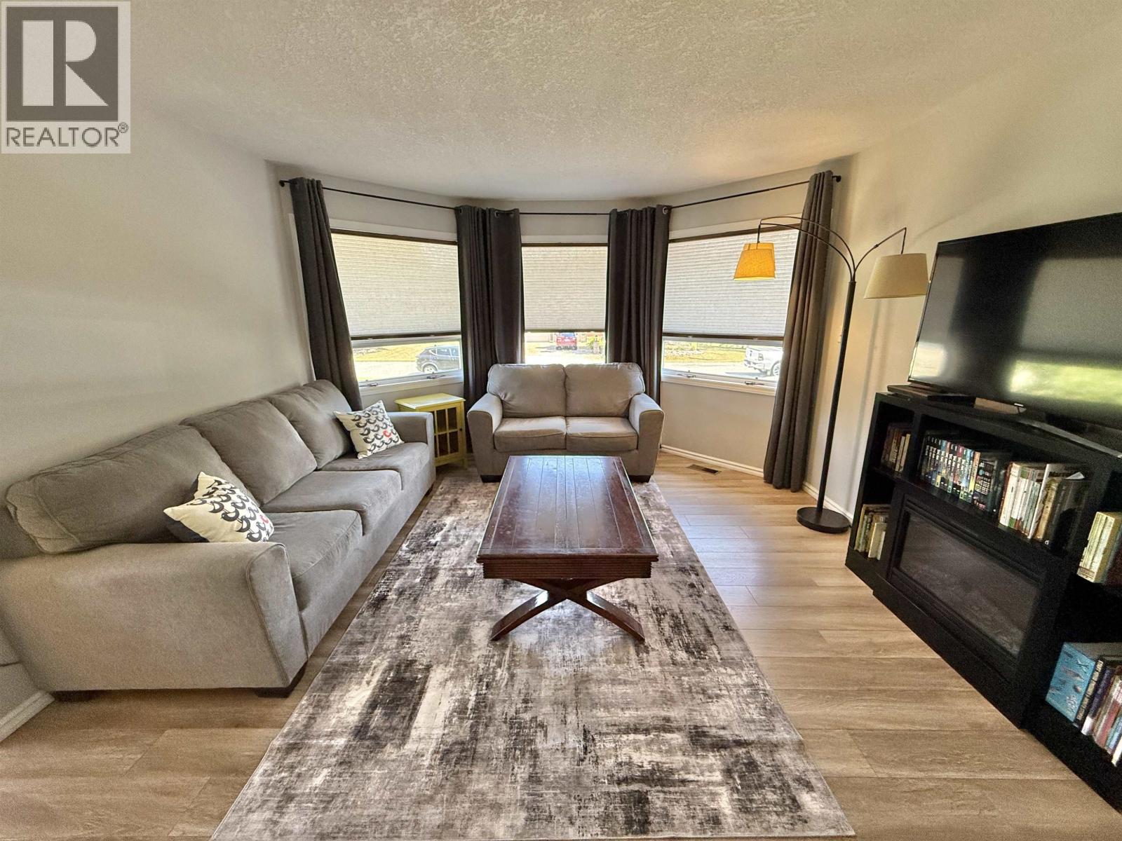 157 VACHON ROAD - 13