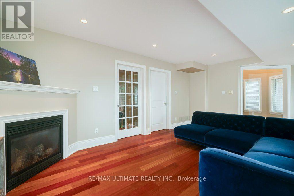 5737 LAKESHORE ROAD - 5
