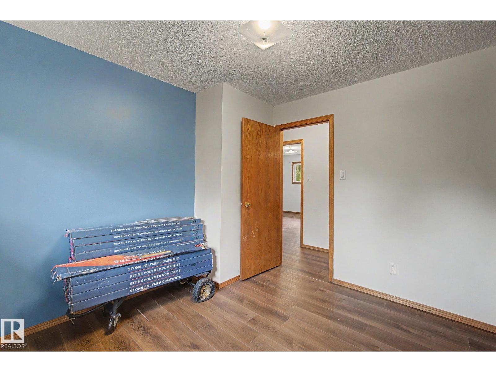 59227 Highway 44 - 21