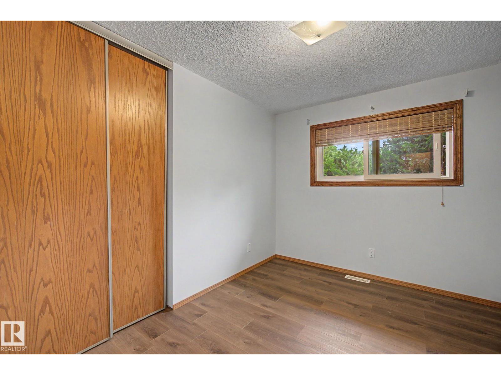 59227 Highway 44 - 22