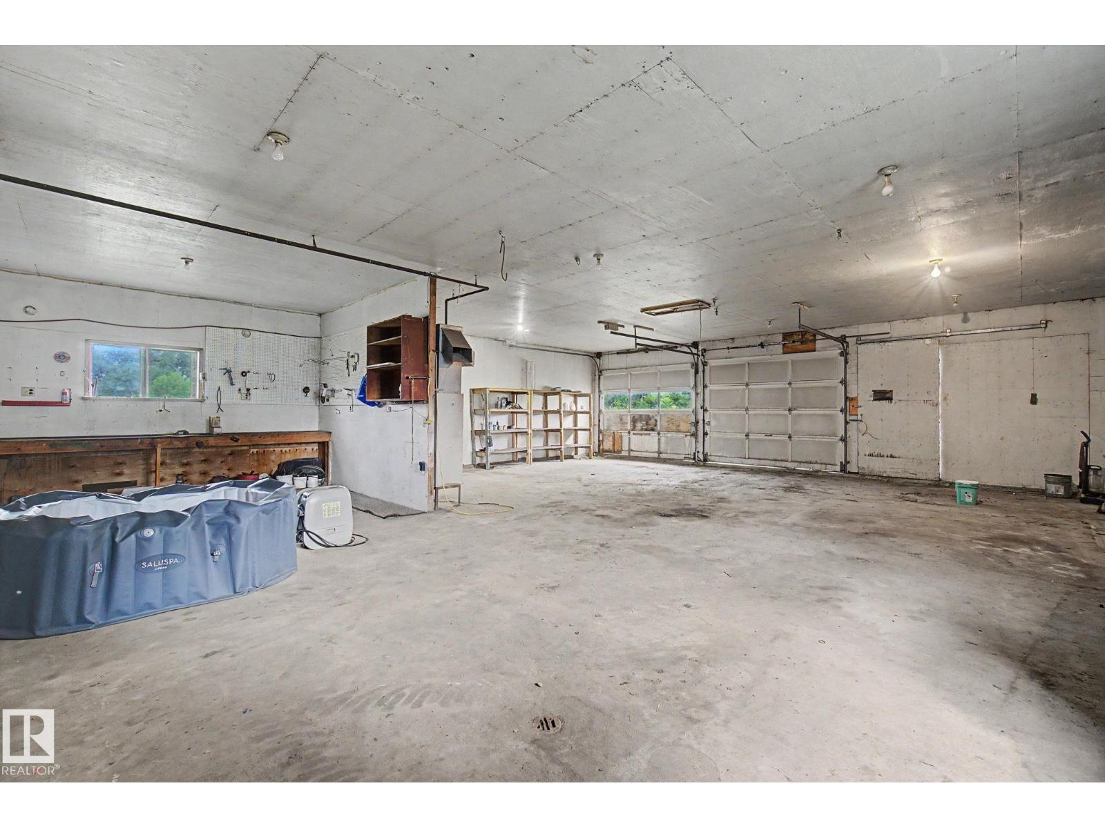 59227 Highway 44 - 43