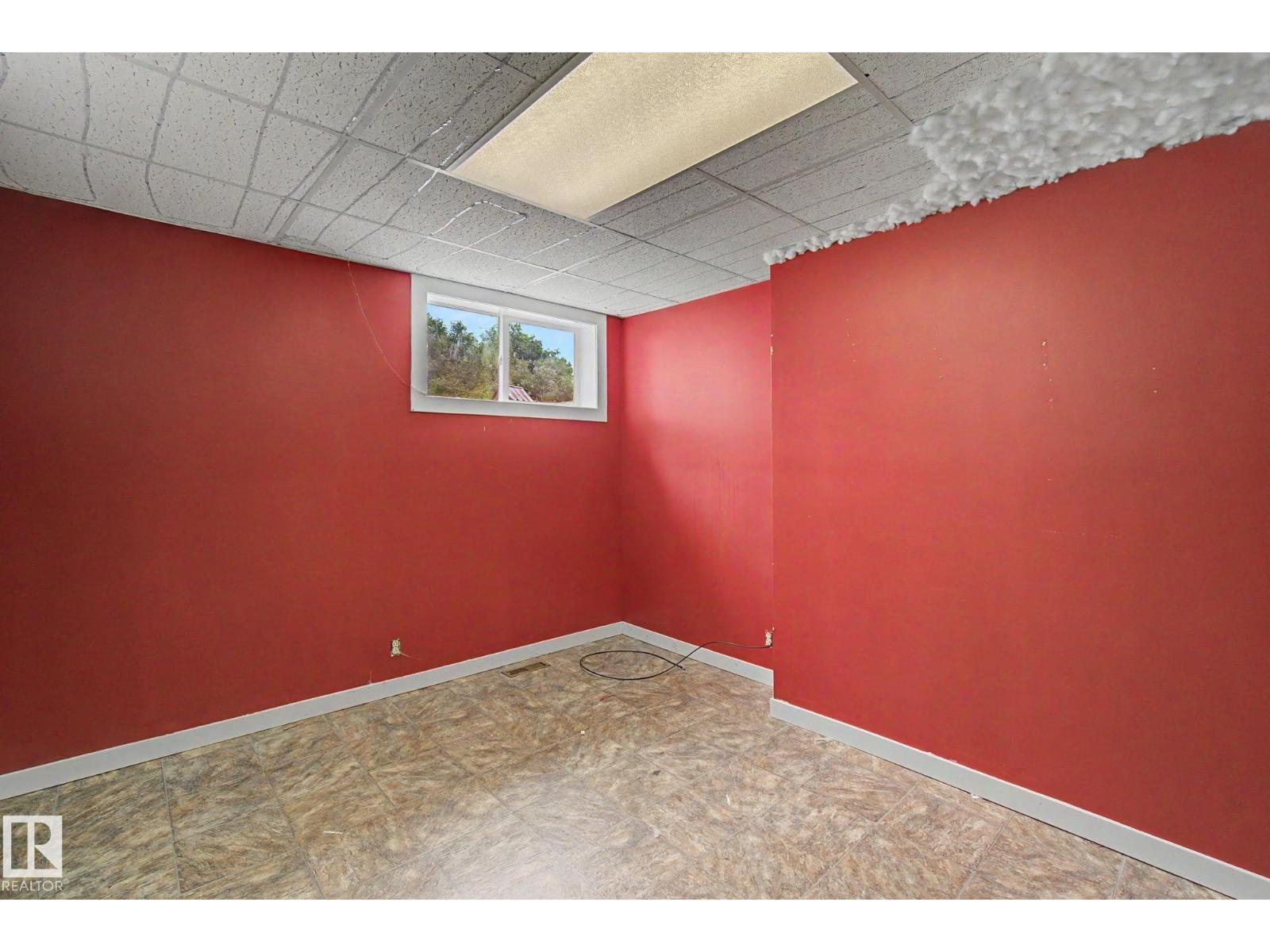 59227 Highway 44 - Image 45