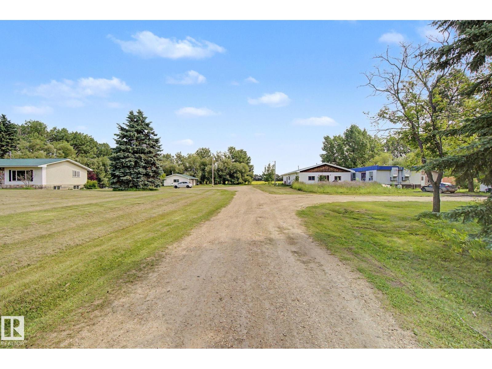 59227 Highway 44 - 59