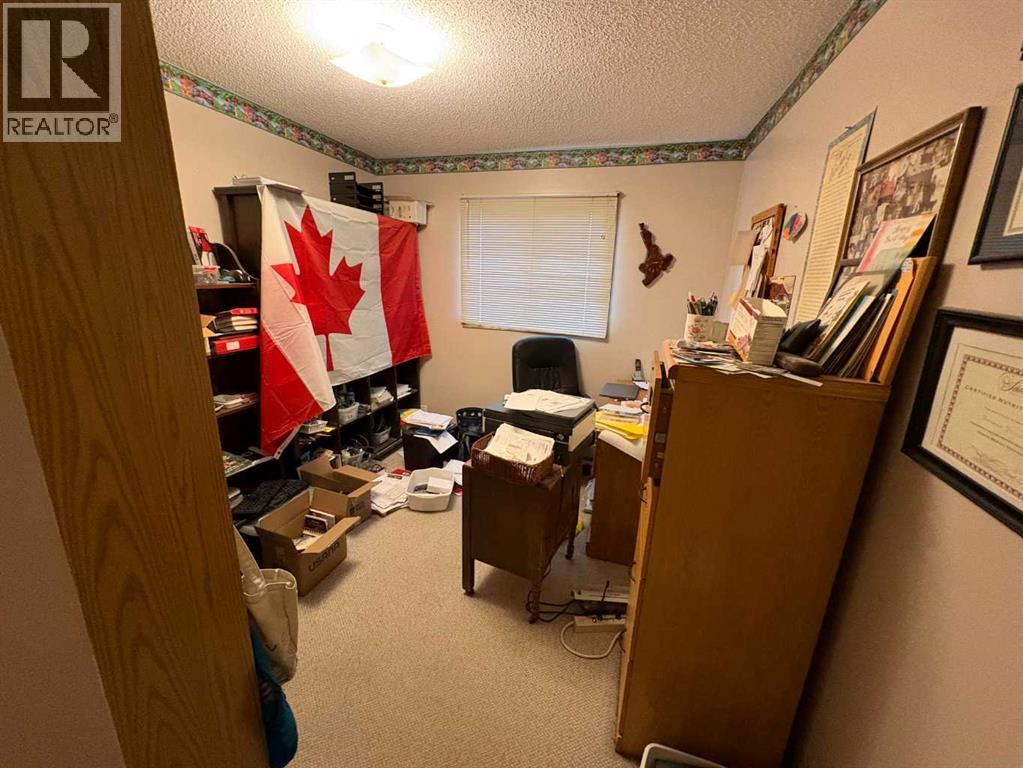 10313 89 Street - Image 10