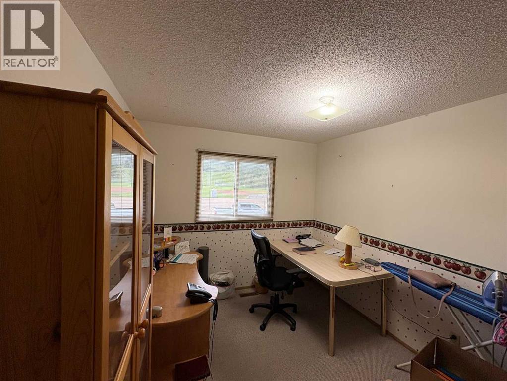 10313 89 Street - Image 9