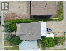 10032 102 Street, Peace River, AB T8S1S5 Photo 19