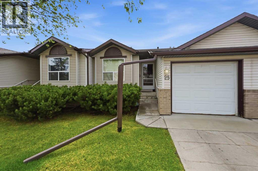 25 Tararidge Circle NE